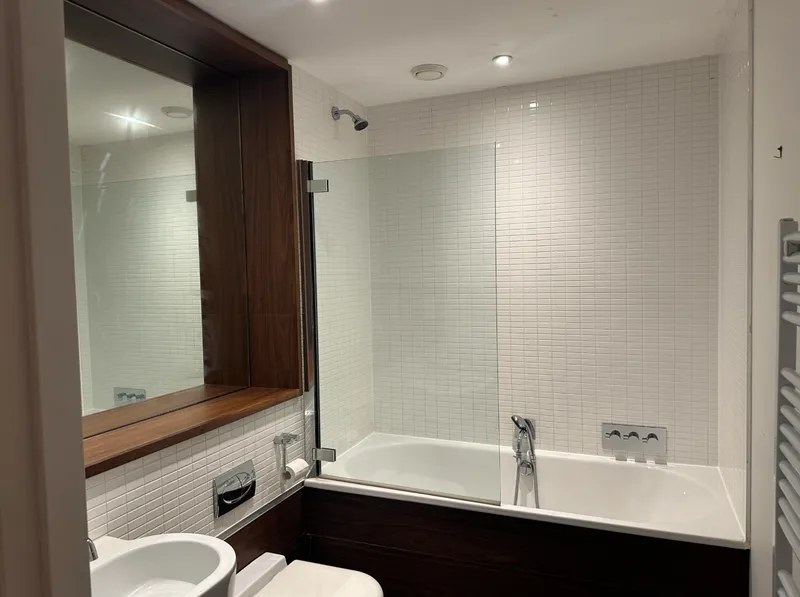 Brayford Waterfront // 2 Bed & 2 Bath // JULY 2026 - Image 10